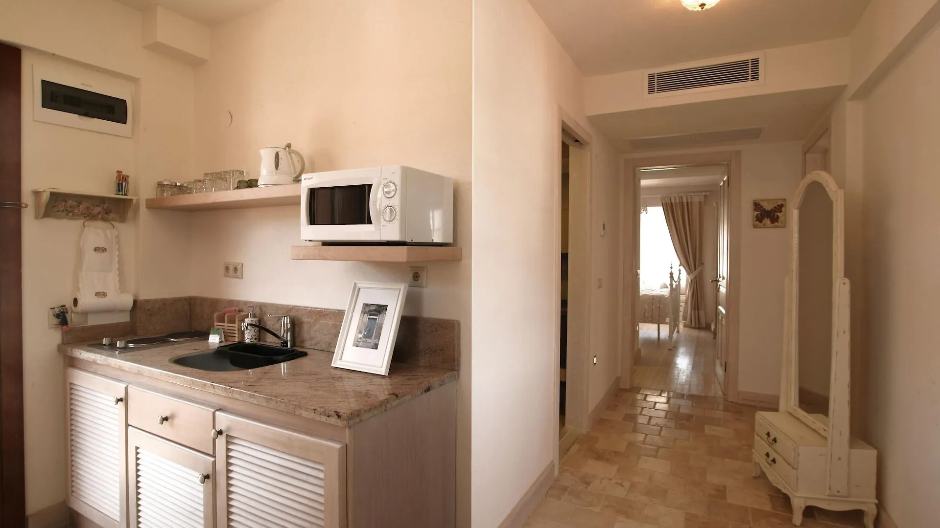 Alacati Kapari Hotel - Special Category 3*,